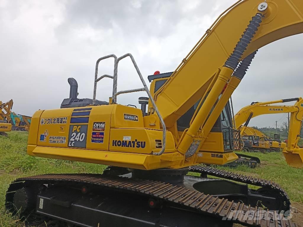Komatsu PC 240 履带挖掘机