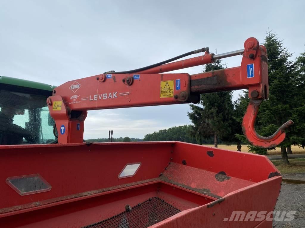 Kuhn M863 矿物肥料撒播机