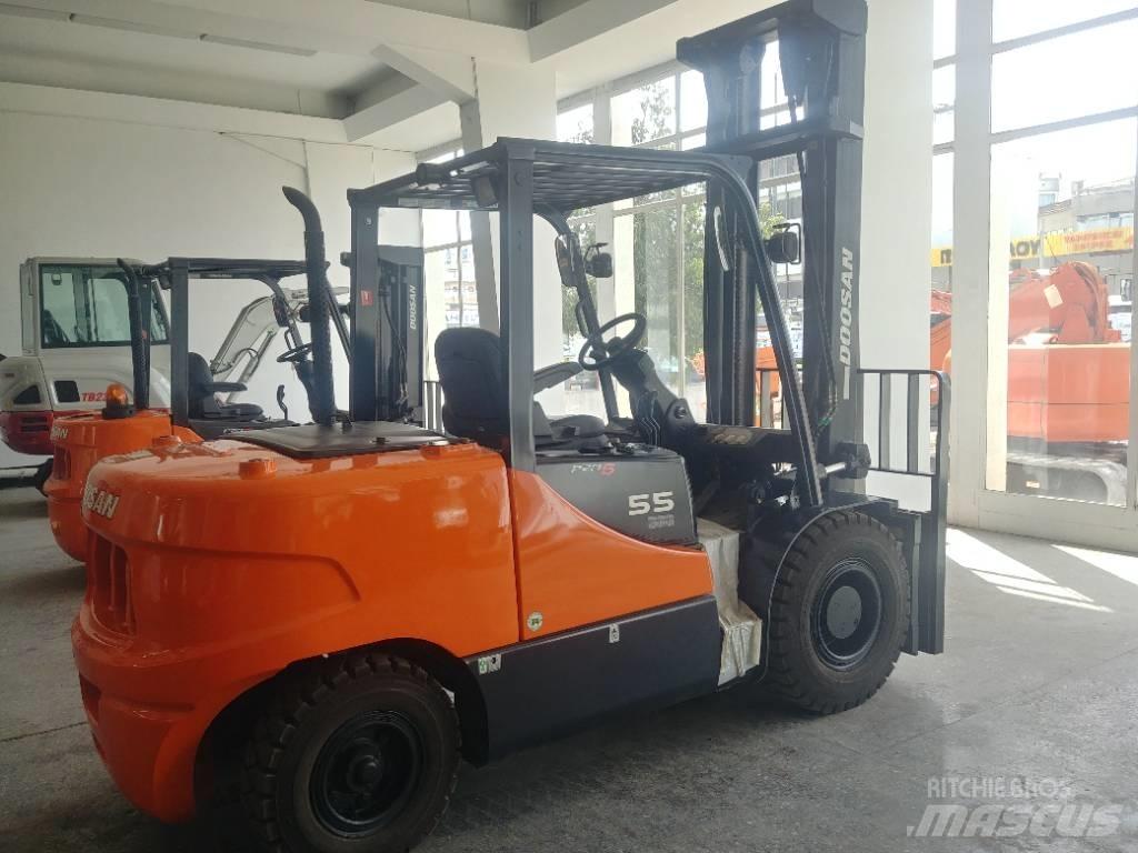 Doosan D55 SC-5 柴油叉车