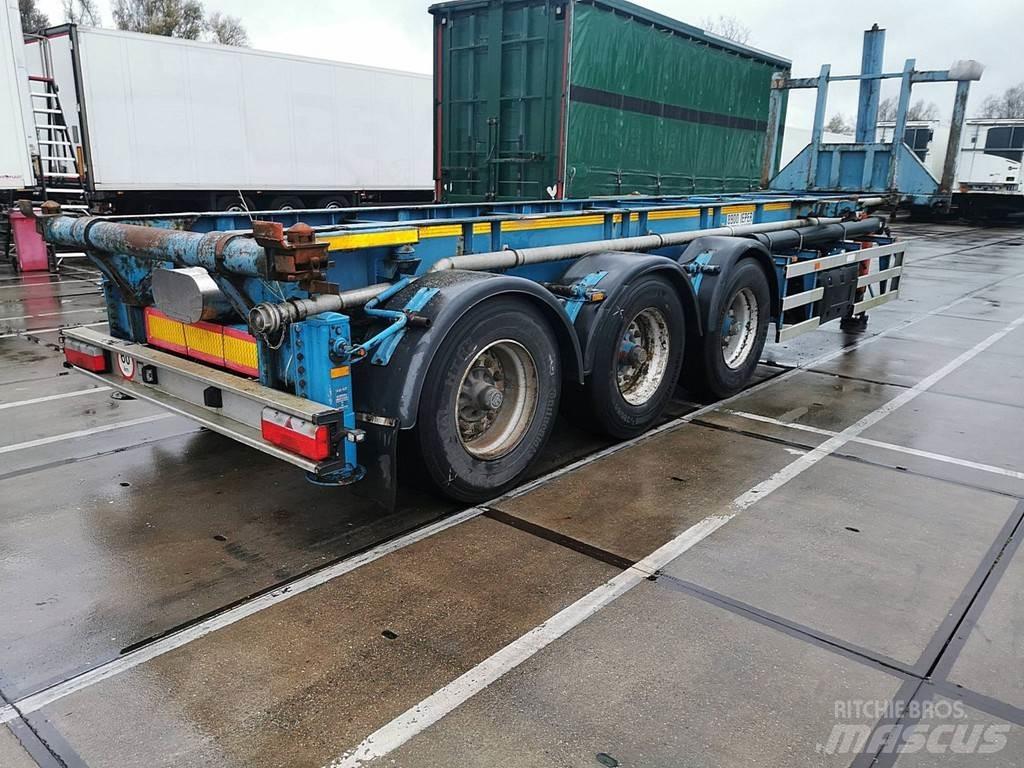 Renders TIPPER 集装箱半挂车