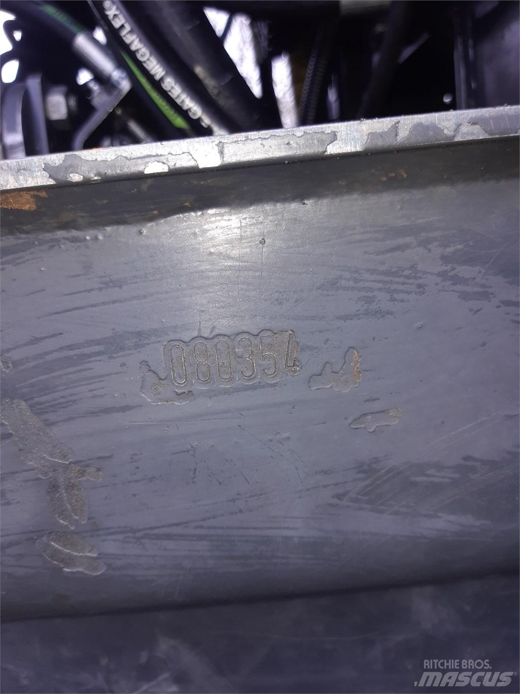Ponsse Wisent 8W 集运机