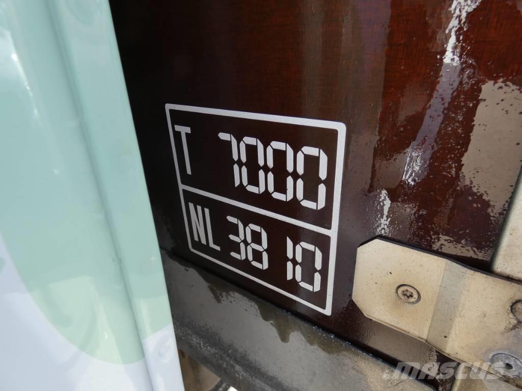 Iveco 70C 18 平板栏板货车