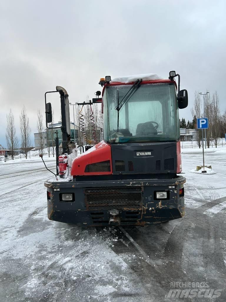 Kalmar TR618i 码头牵引车