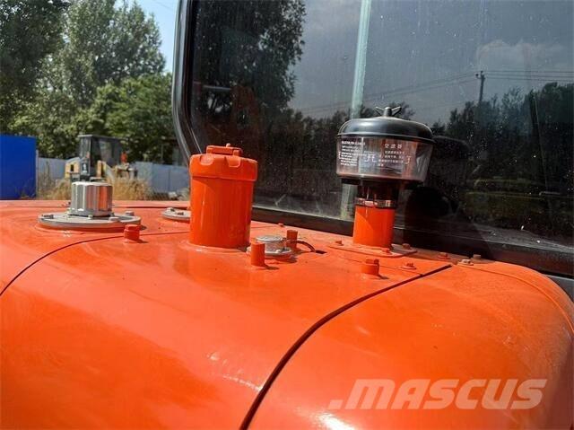 Doosan DX55 小型挖掘机