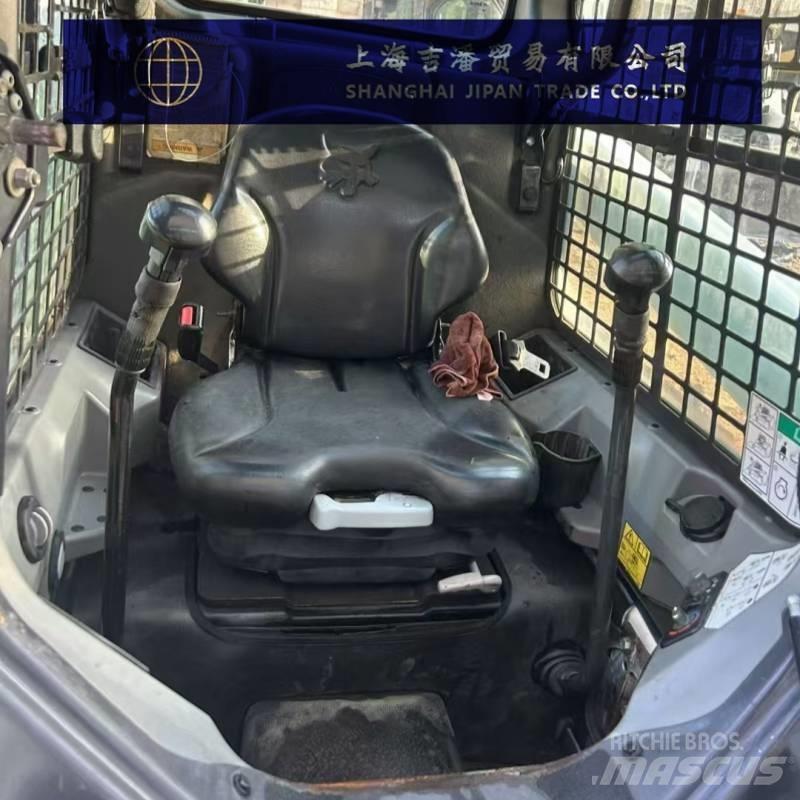 Bobcat S 550 滑移装载机