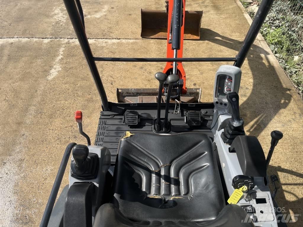 Kubota KX 015-4 小型挖掘机