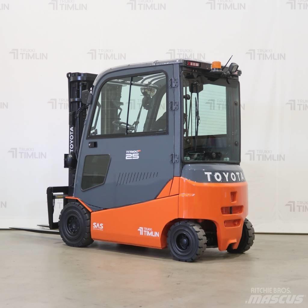Toyota 8FBMT25 电动叉车