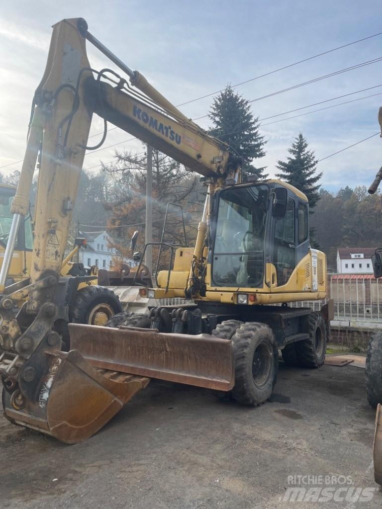 Komatsu PW 130-7K 轮式挖掘机