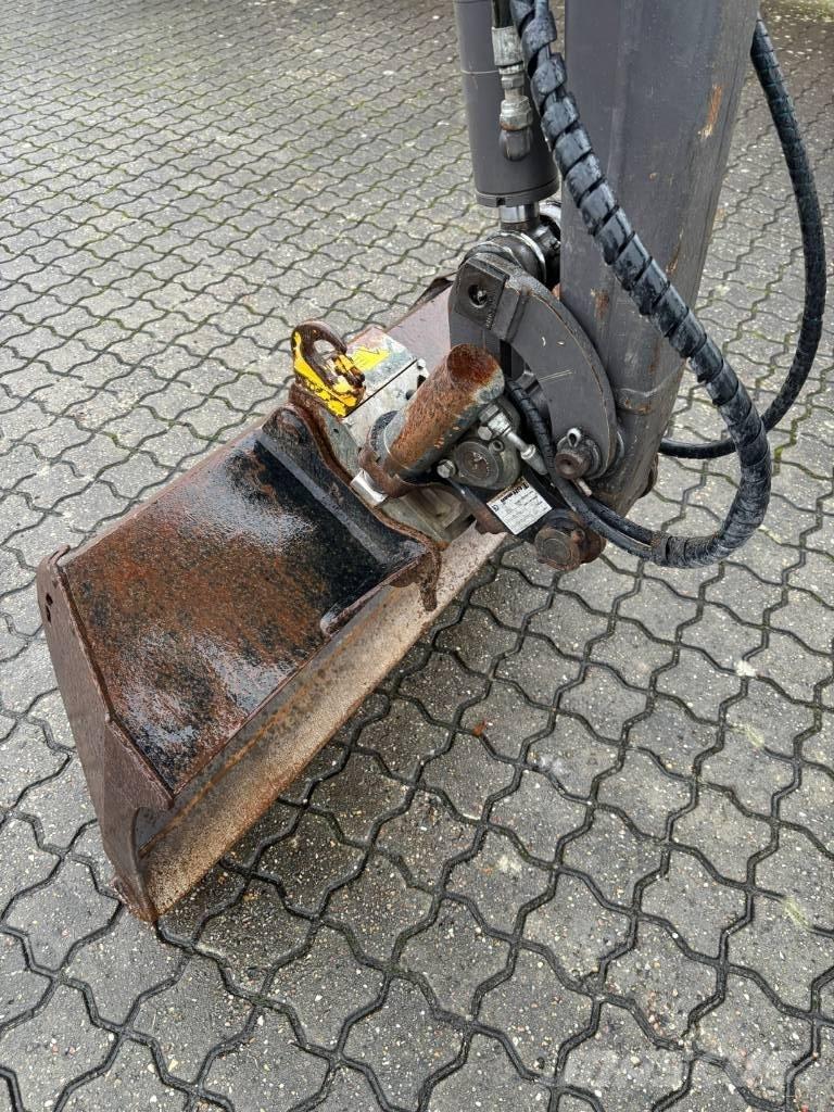 Volvo EC 18 小型挖掘机