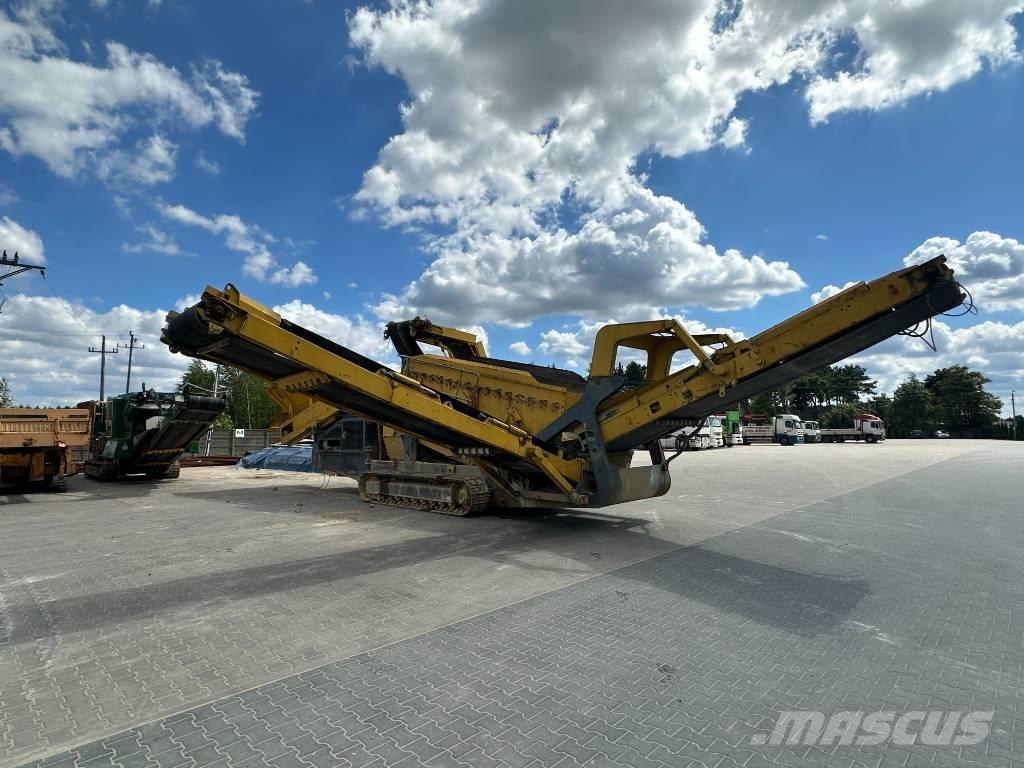 McCloskey R155 移动式筛分机