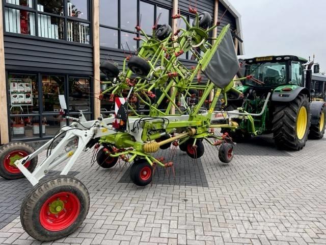 CLAAS Volto 1300 犁耙和摊草机