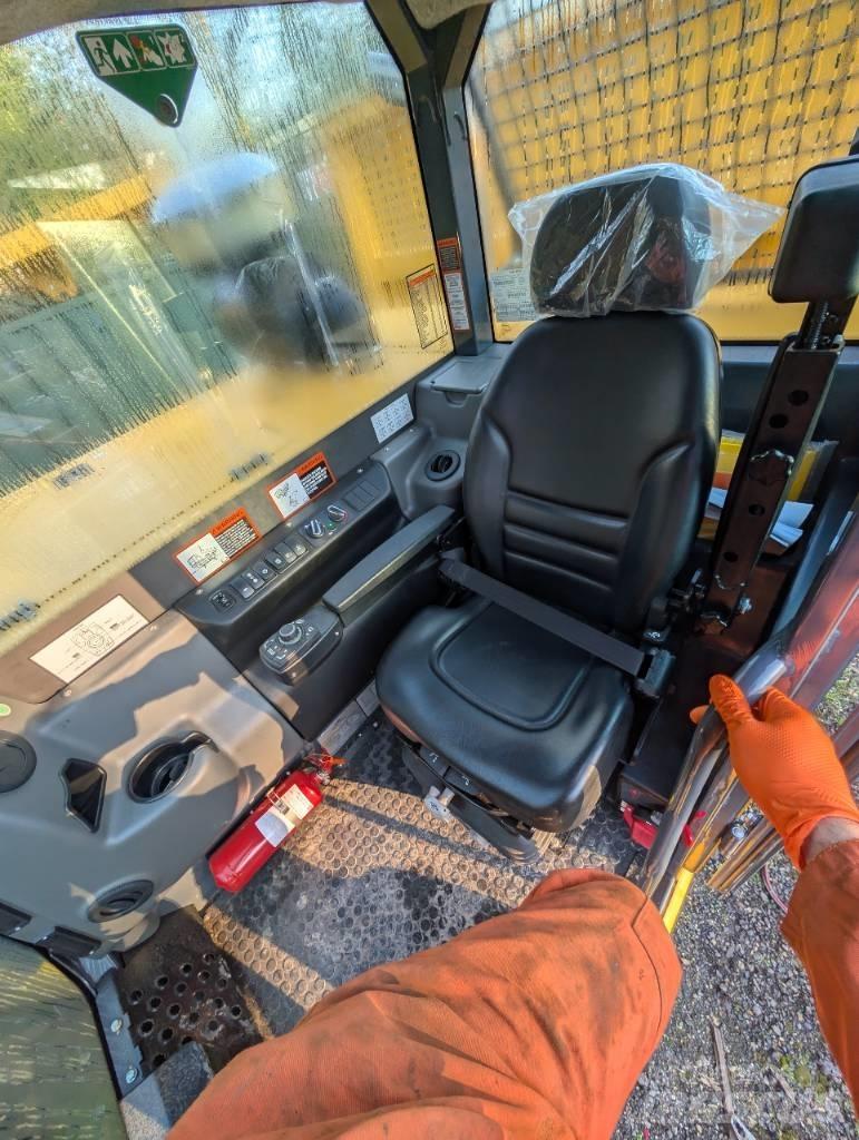 Bell TC7A 履带式自卸车