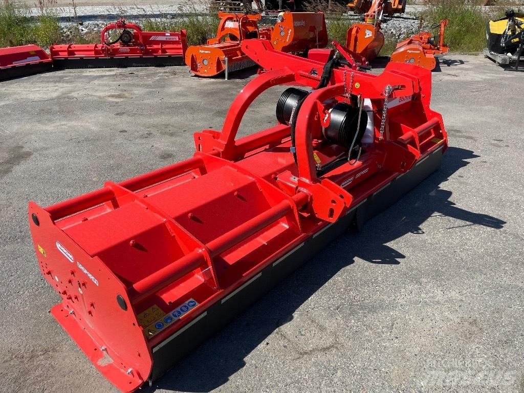 Maschio Bisonte 300 牧场割草机和切顶器