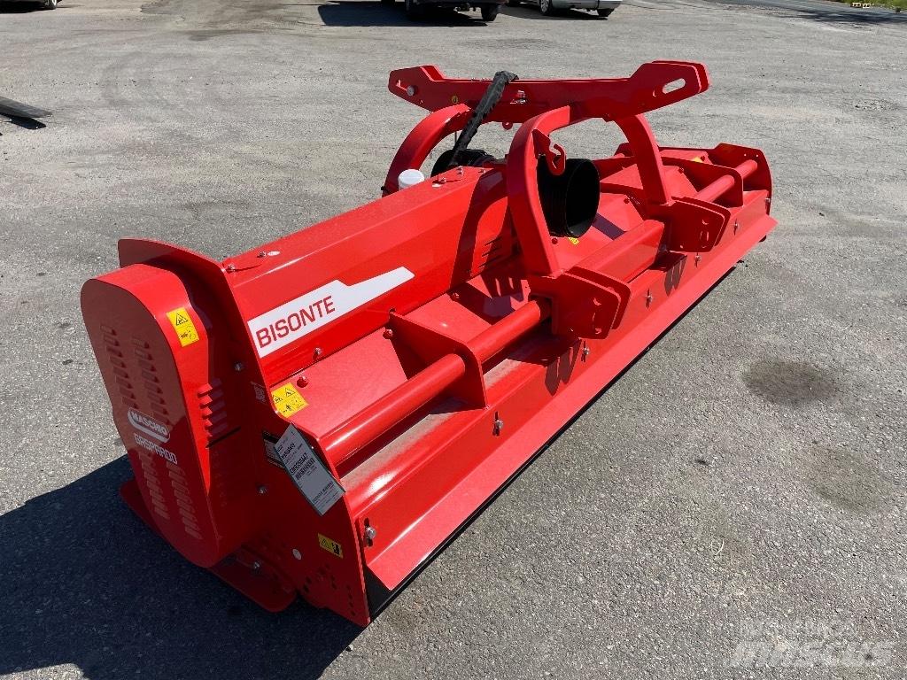 Maschio Bisonte 300 牧场割草机和切顶器
