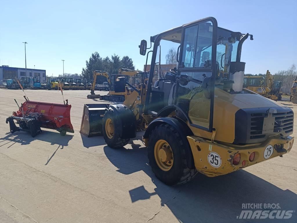 CAT 907 H 2 轮式装载机