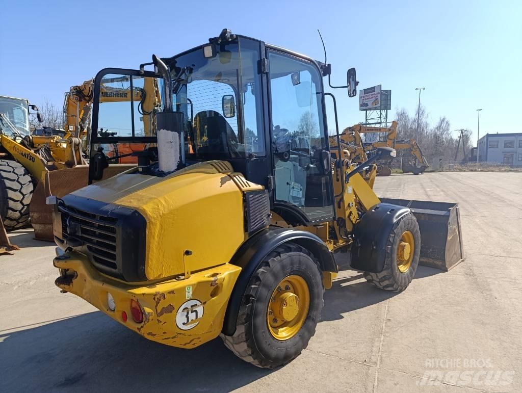 CAT 907 H 2 轮式装载机