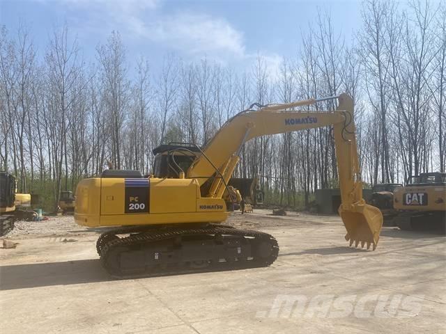 Komatsu PC200-7 履带挖掘机