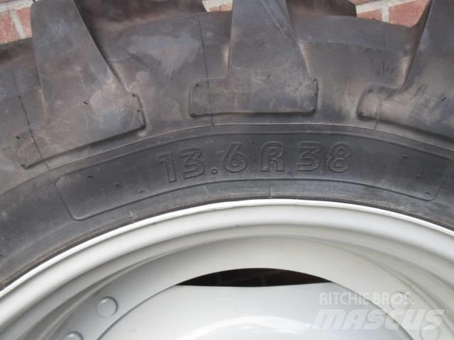 Michelin 13.6/38 轮胎、车轮、轮圈