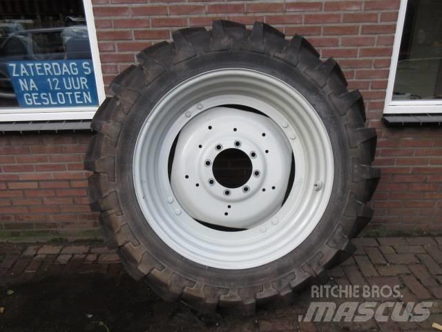 Michelin 13.6/38 轮胎、车轮、轮圈