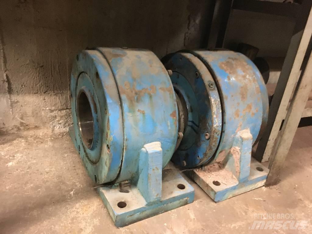 Terex Pegson 428 传动装置