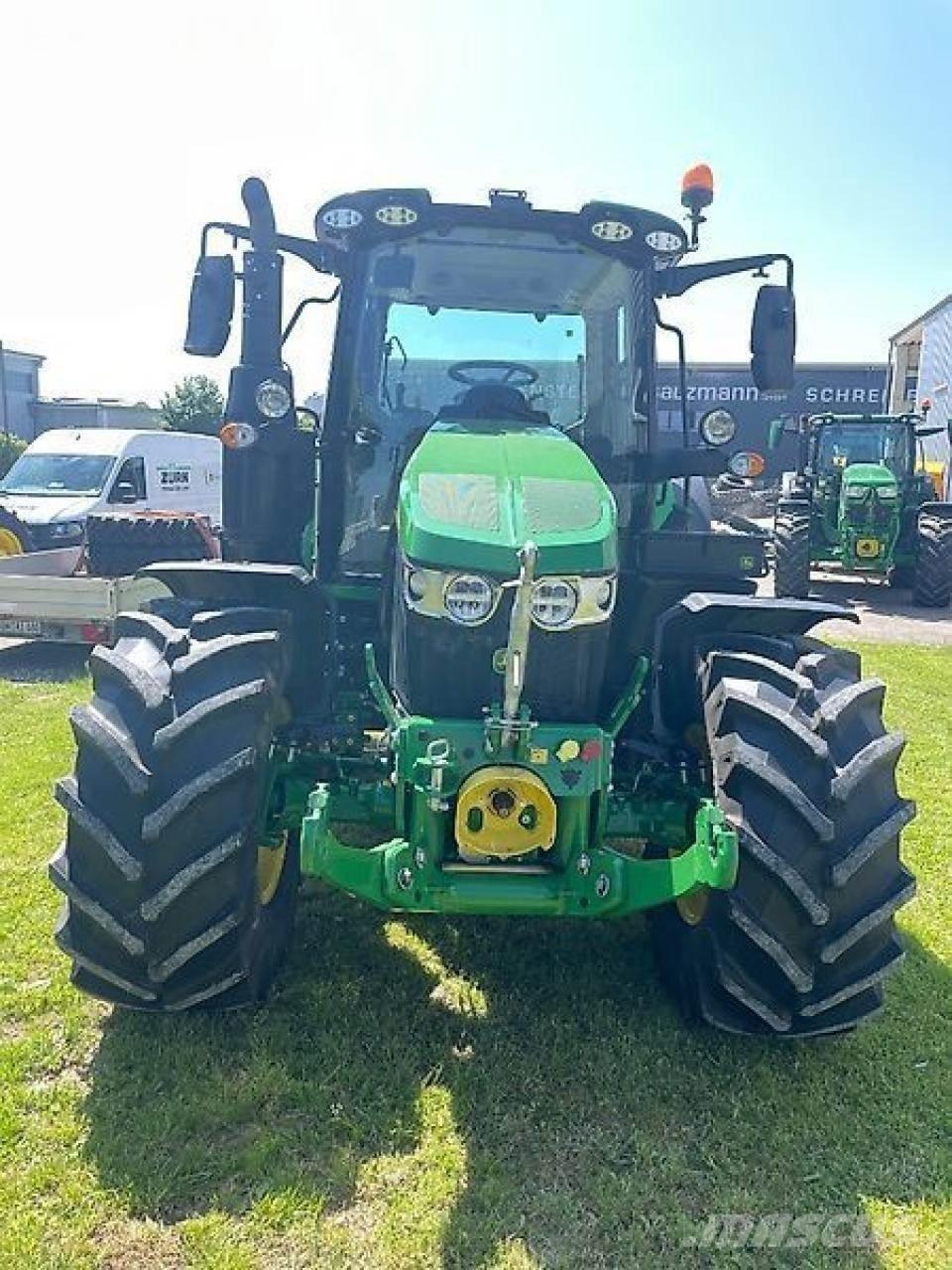 John Deere 6120m 拖拉机/农用车