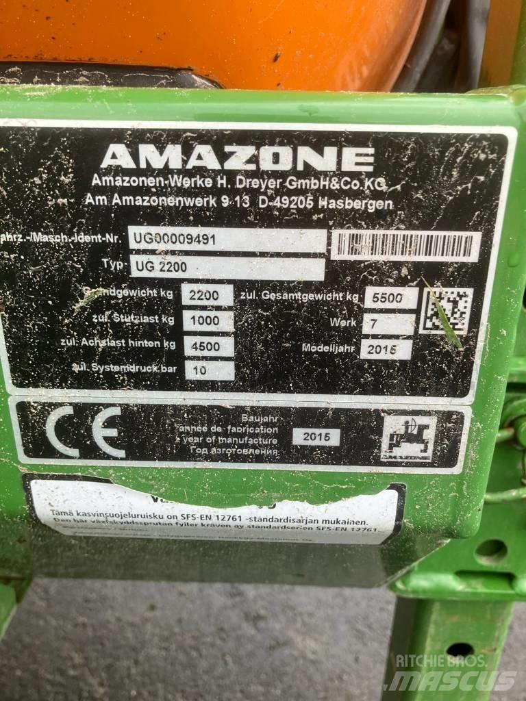 Amazone UG 2200 牵引式喷雾机