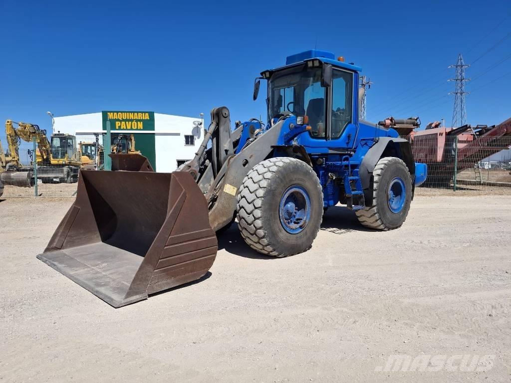 Volvo L 120 F 轮式装载机