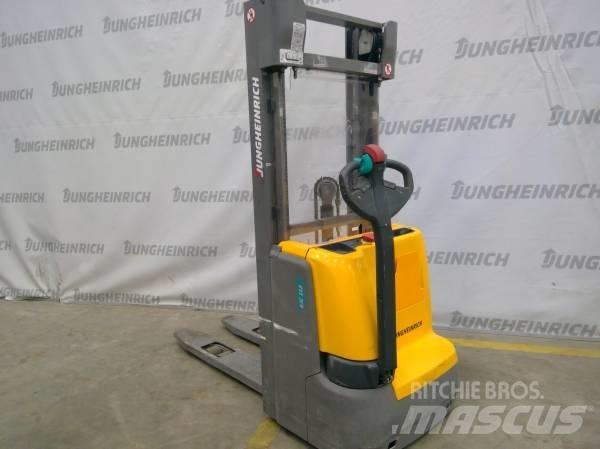 Jungheinrich EJC 112 手推堆垛车