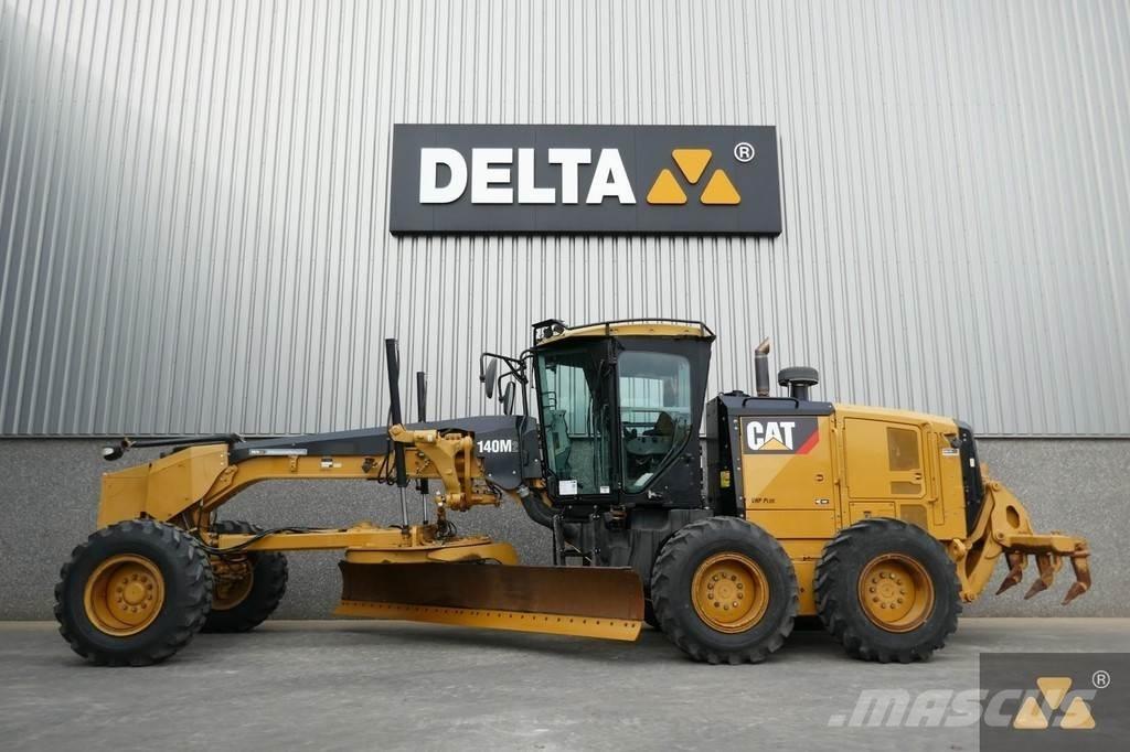 CAT 140M2 平地机/推土机