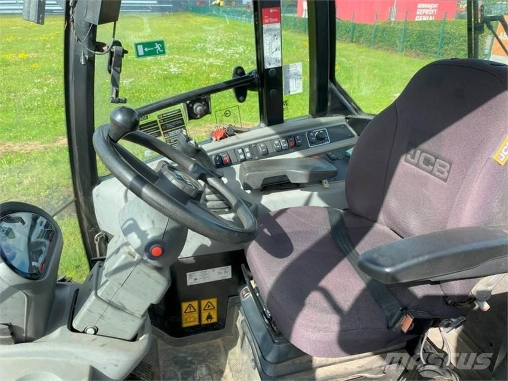 JCB TM 220 - 40 KM/H 电动叉车