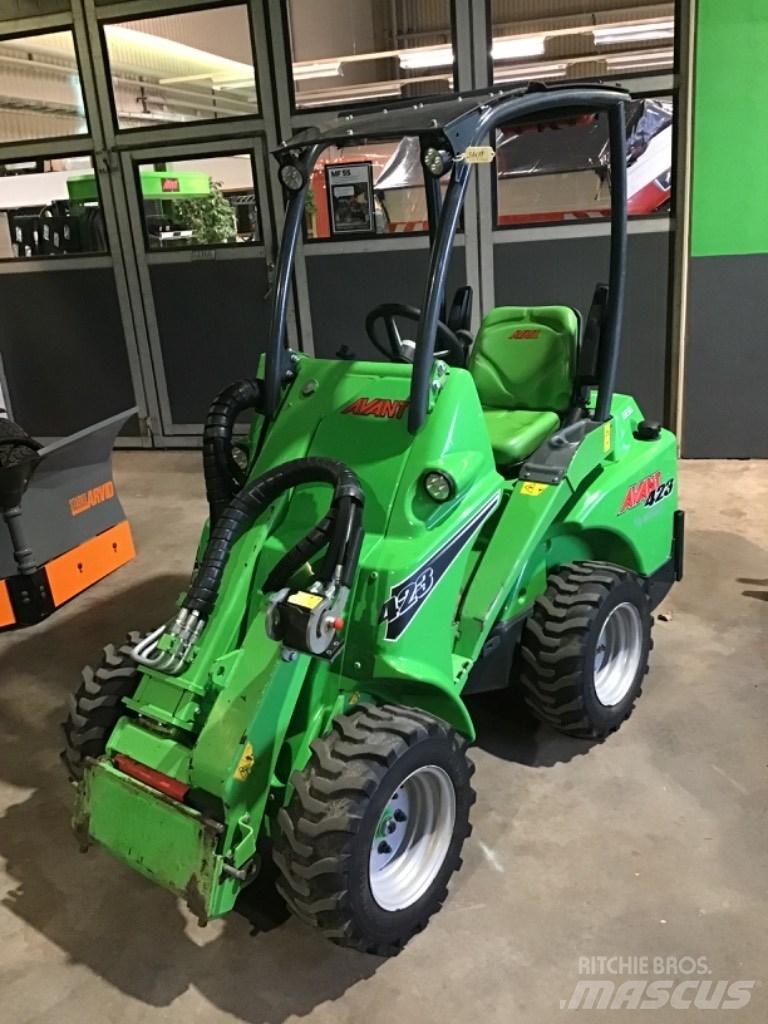 Avant 423 滑移装载机