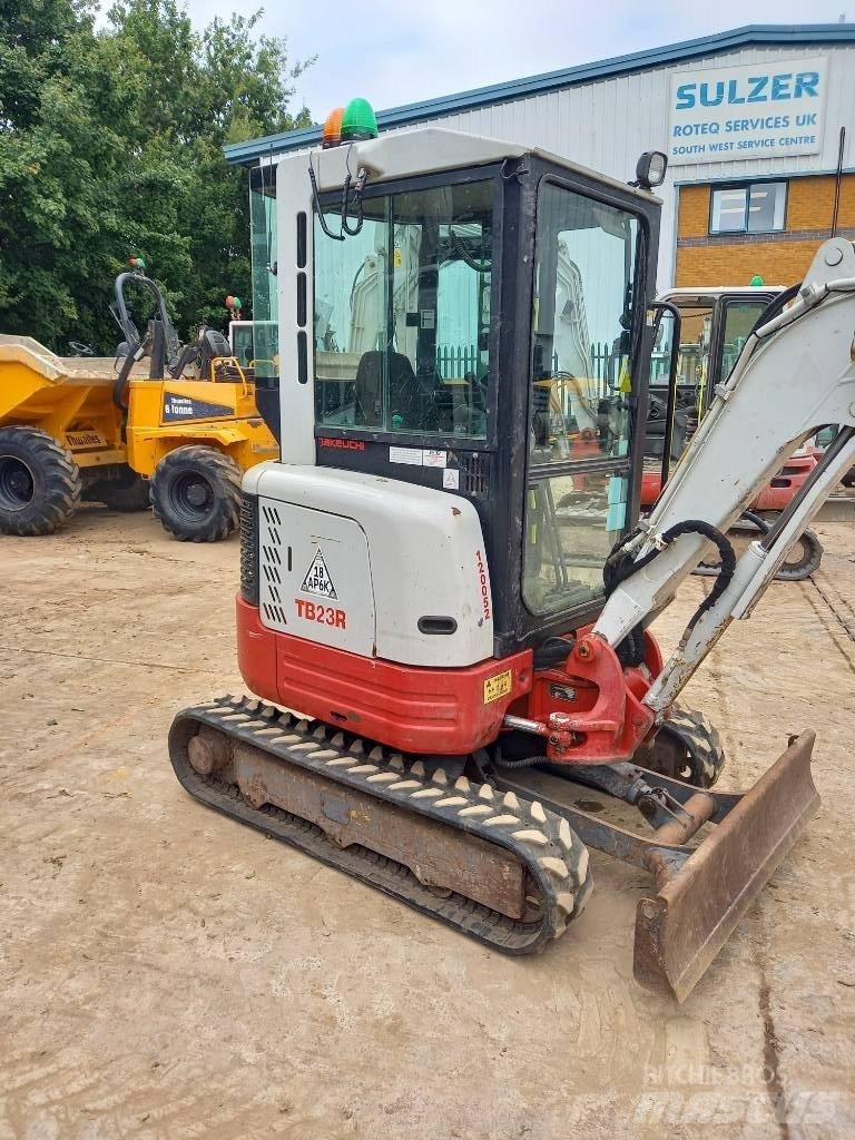 Takeuchi TB 23 R 小型挖掘机