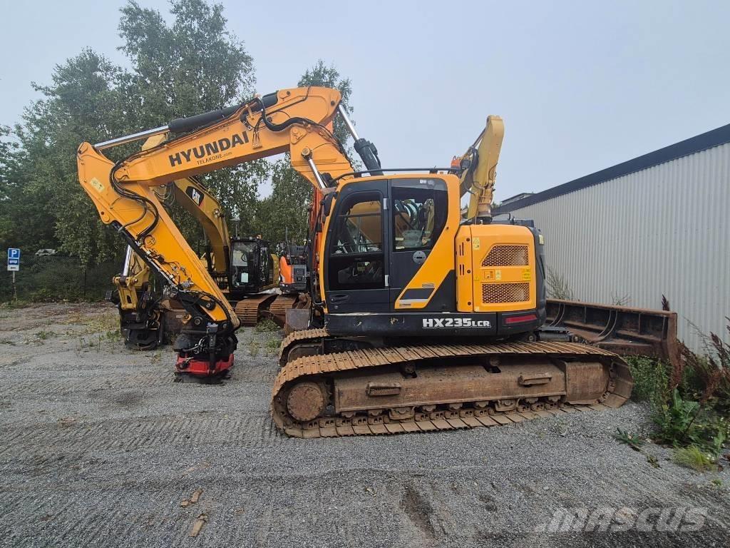 Hyundai HX 235 LCR 履带挖掘机