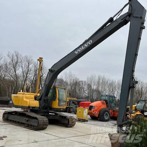 Volvo EC 240 LR 履带挖掘机