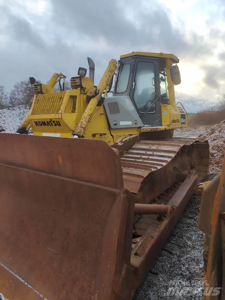 Komatsu D 65 PX-12 履带式推土机