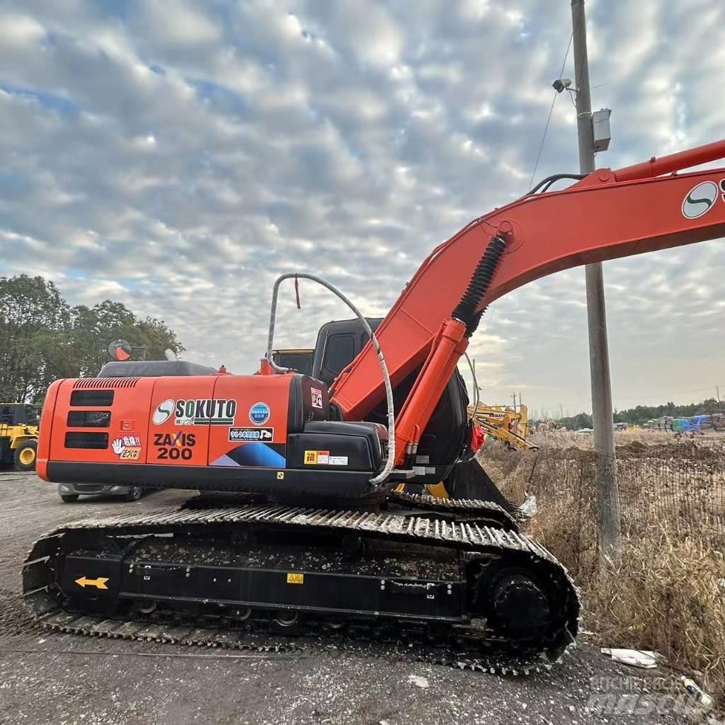 Hitachi ZX 200 履带挖掘机