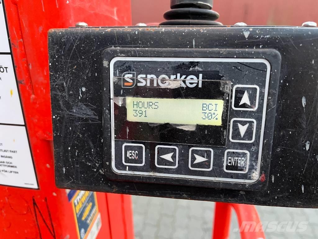 Snorkel TM 12 客货电梯