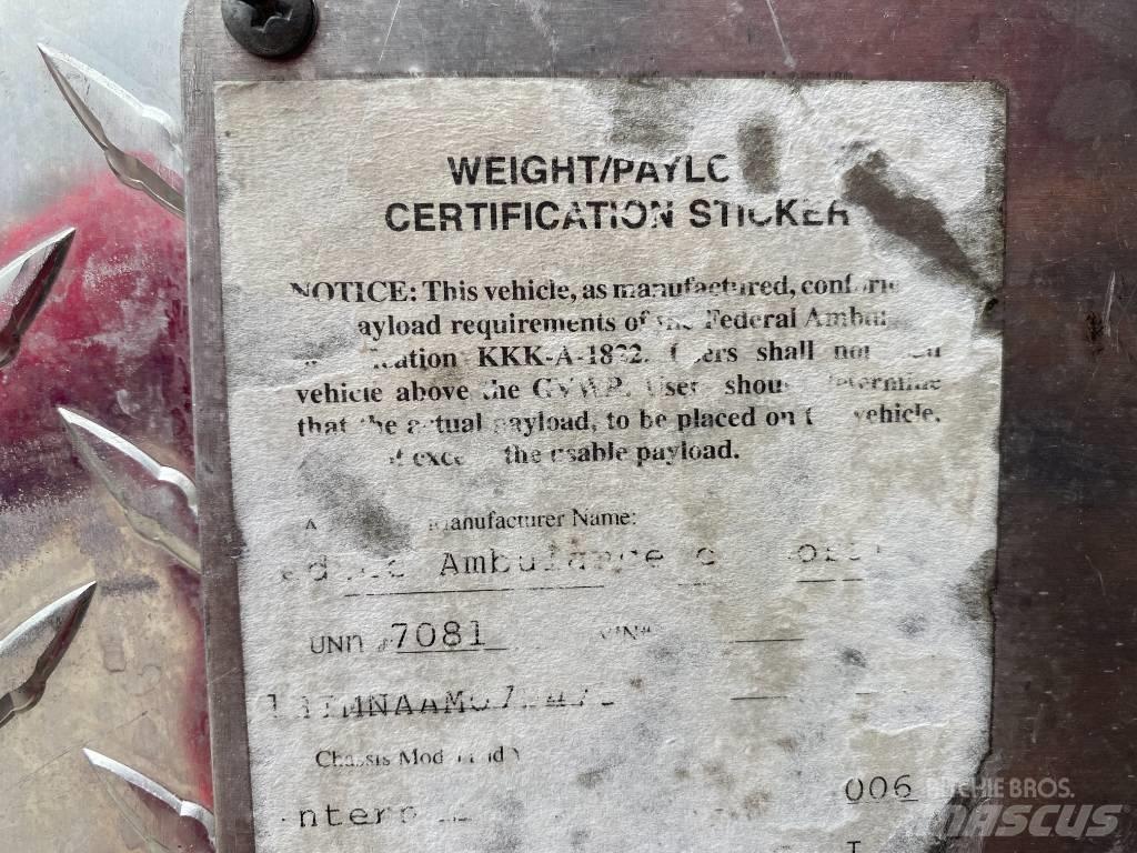 International 4300 救护车