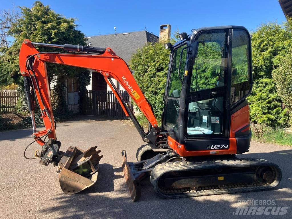 Kubota U 27 小型挖掘机