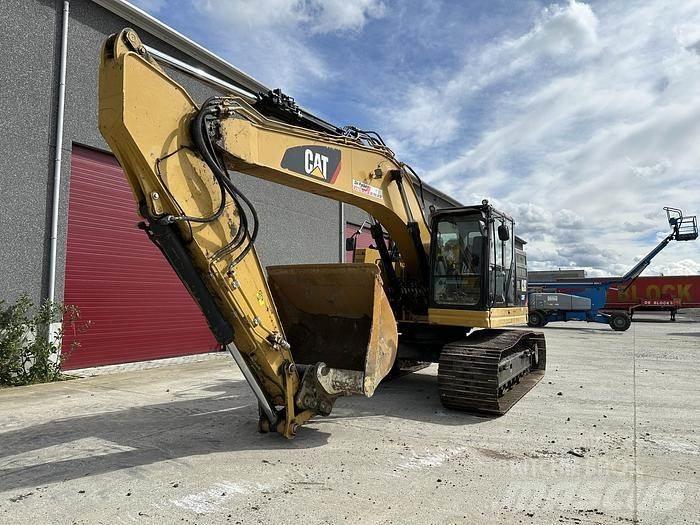 CAT 335FL 履带挖掘机