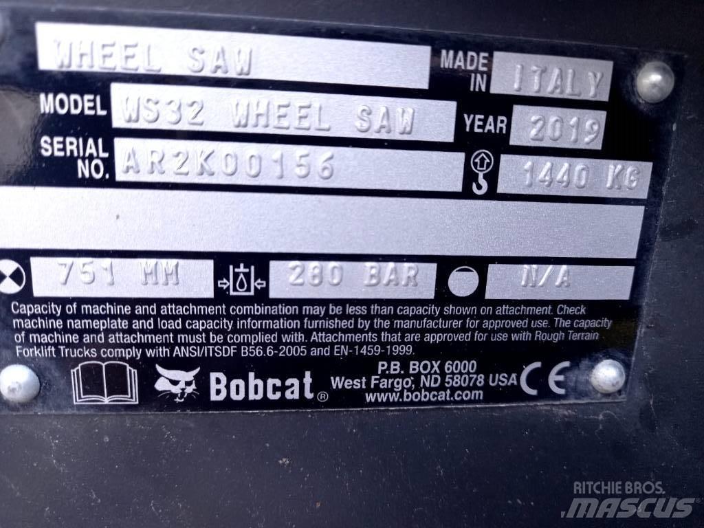 Bobcat WS 32 挖沟机