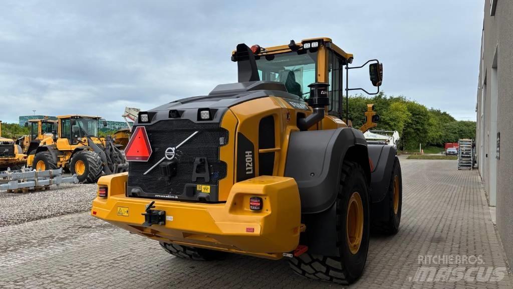 Volvo L 120 H 轮式装载机