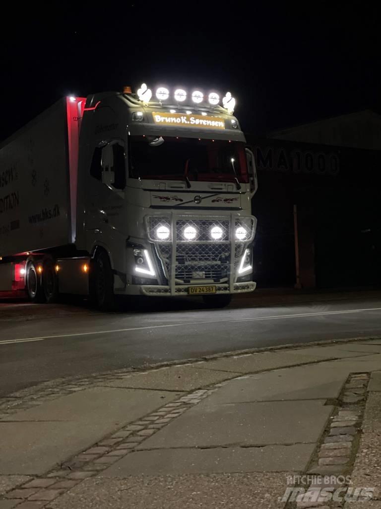 Volvo FH 16 550 牵引车