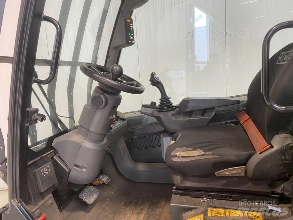 JCB TLT30-19E 电动叉车