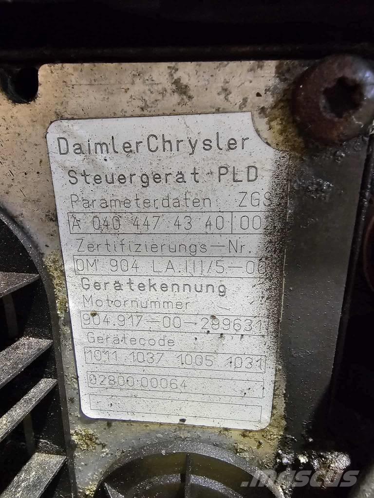 Mercedes-Benz LA904 发动机