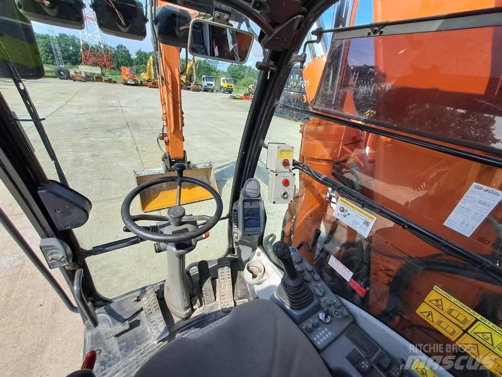 Hitachi ZX170W-5B 轮式挖掘机