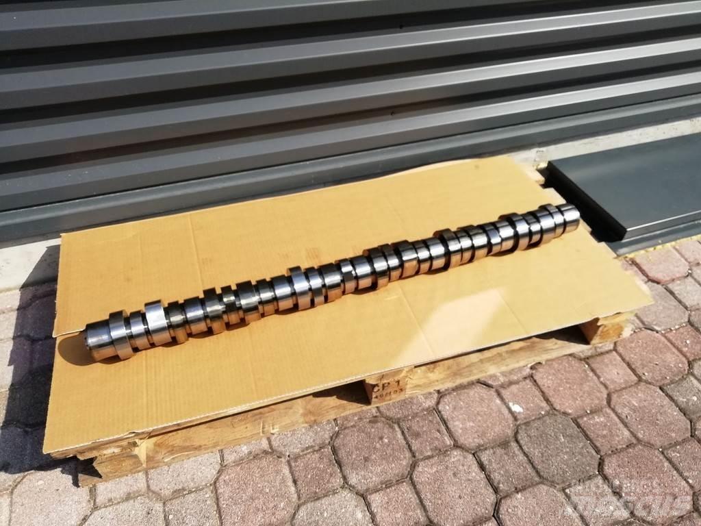 Volvo D13 发动机