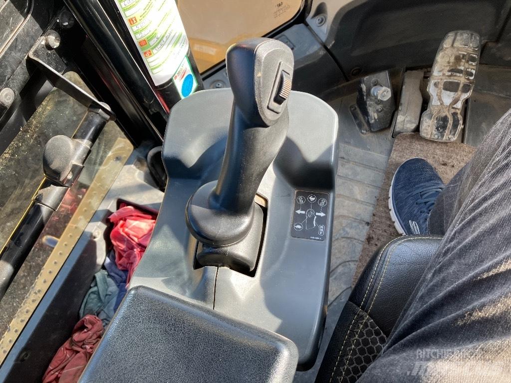 CAT 972 M XE 轮式装载机