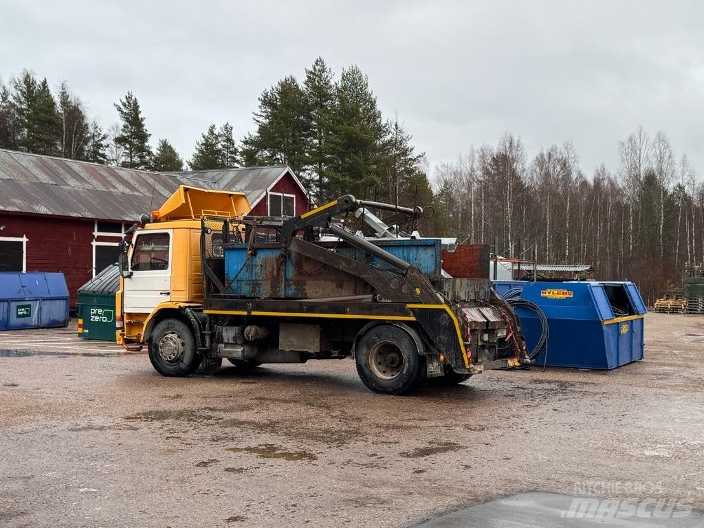 Scania P 82 H 翻斗车