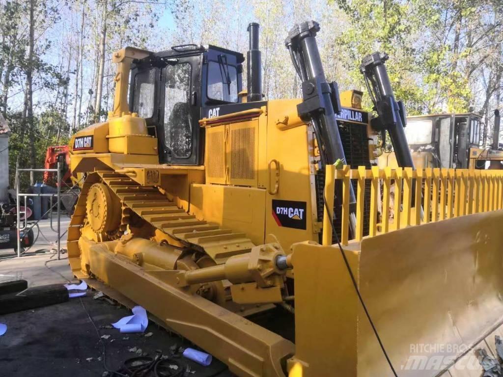 CAT D7H 履带式推土机